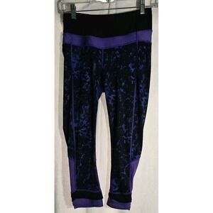 Lululemon Legging‎ Womens Size 4 Yoga Crop Pants Black Purple Floral Athletic